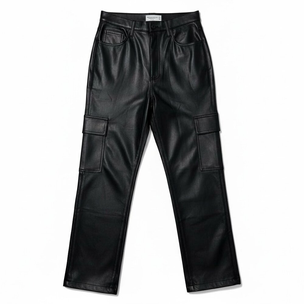 NWT Abercrombie & Fitch CARGO Vegan Leather Pants Woman’s 26/2 Black Curve Love